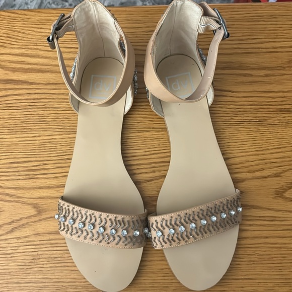 🍒 Dolce Vita Tan Beaded and Jeweled Sandals Size 10 - Picture 6 of 12
